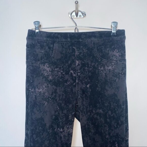 Spanx‎ | Jean-ish Ankle Legging | Acid Wash Grey Camo - Picture 2 of 13